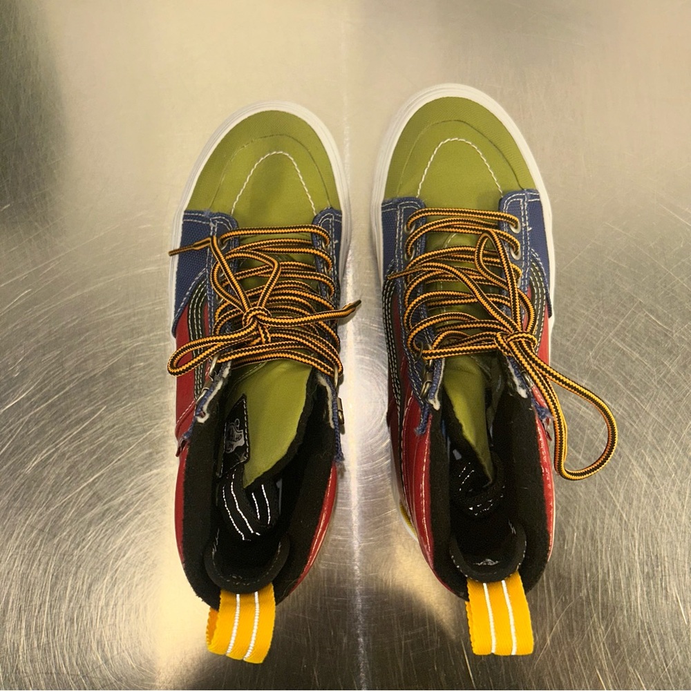 Vans Sk8 Hi MTE 2.0 DX Women 8 / Men 6.5 Blue Red Yellow Shoes All Weather - Picture 6 of 8
